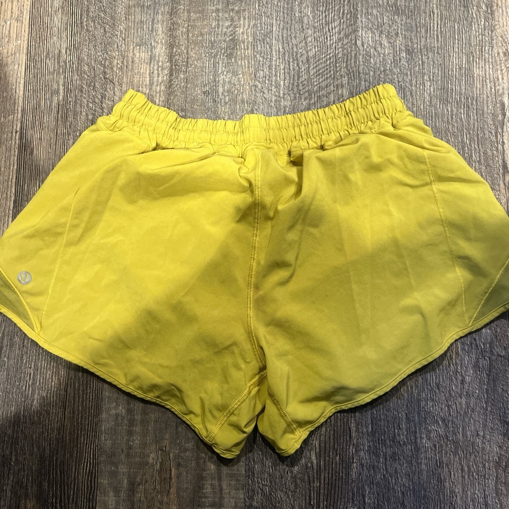 Lululemon mustard Yellow Women's Athletic Shorts hottie hot size 8